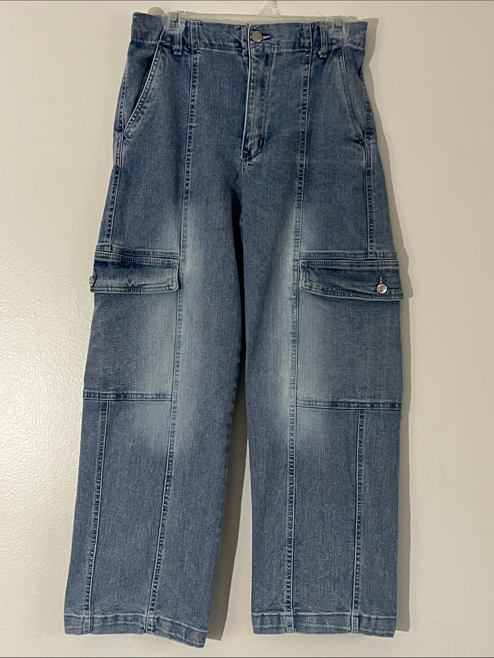 Almost Famous blue wide leg cropped cargo jeans Size XL
